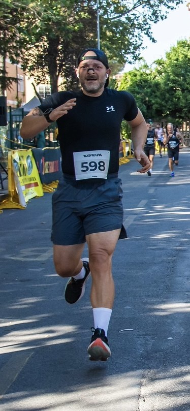 Giuseppe Tofani in corsa, pettorale 598